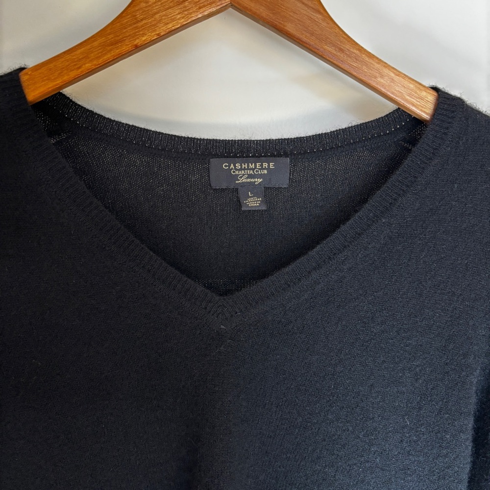 Cashmere Black V-Neck Sweater